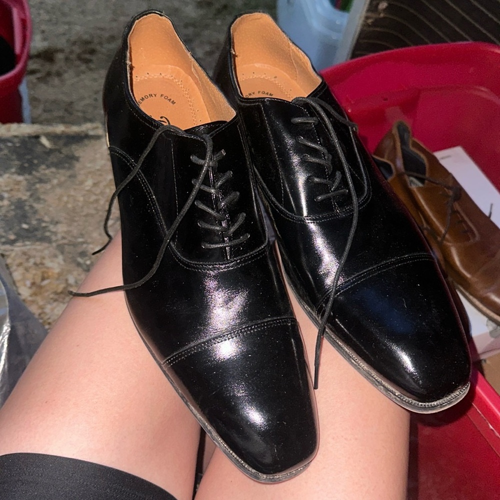 Men’s dress shoes